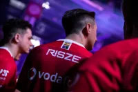 risze's profile picture